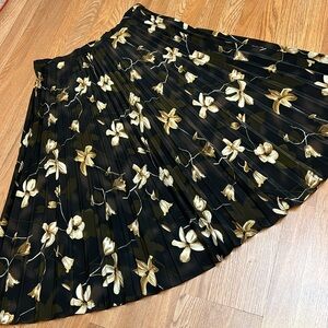 Sag Harbor Black and Gold Floral Maxi Skirt